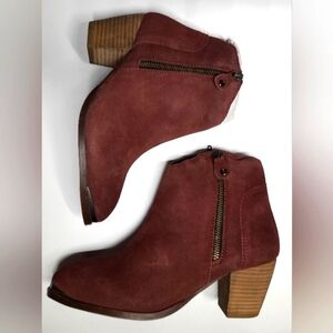 Diba Sequoia Suede Bootie Burgundy 8.5